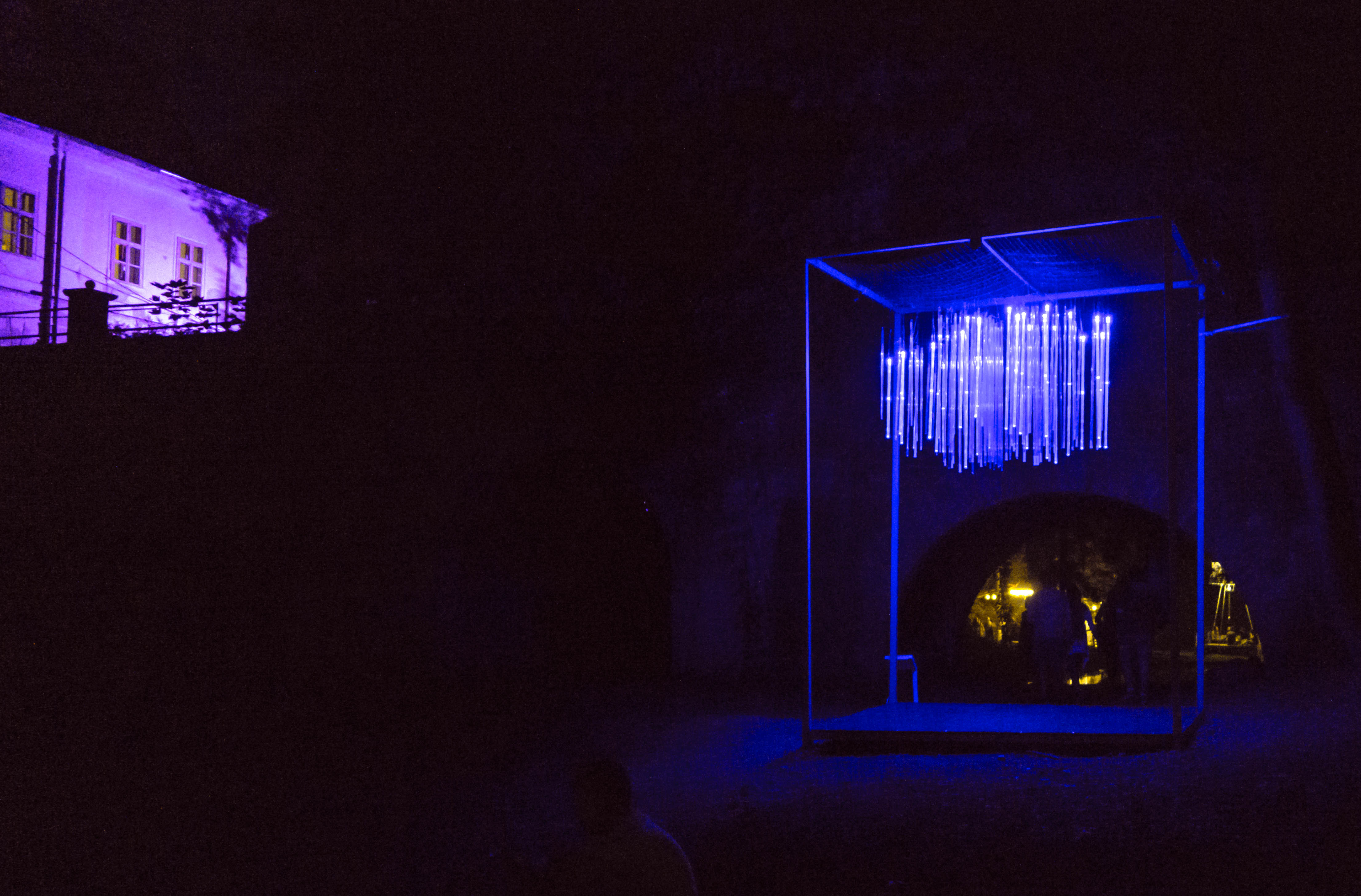 rizi fluid installation interactive